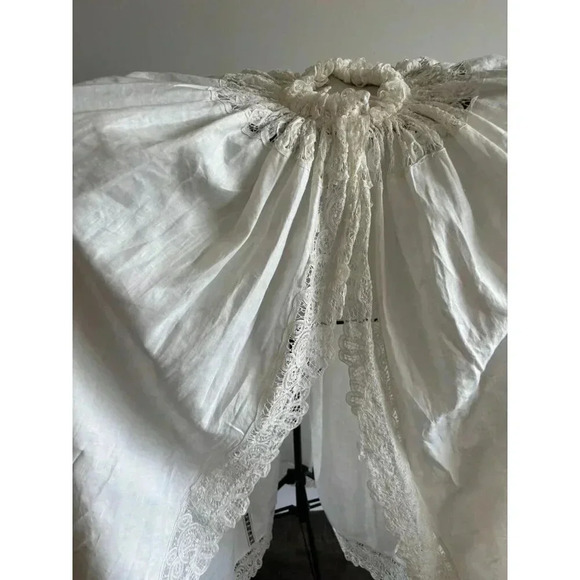 Vintage Baby Crib Cotton Embroidery Long Covering Curtain Lace and Eyelet Detail - Picture 3 of 12